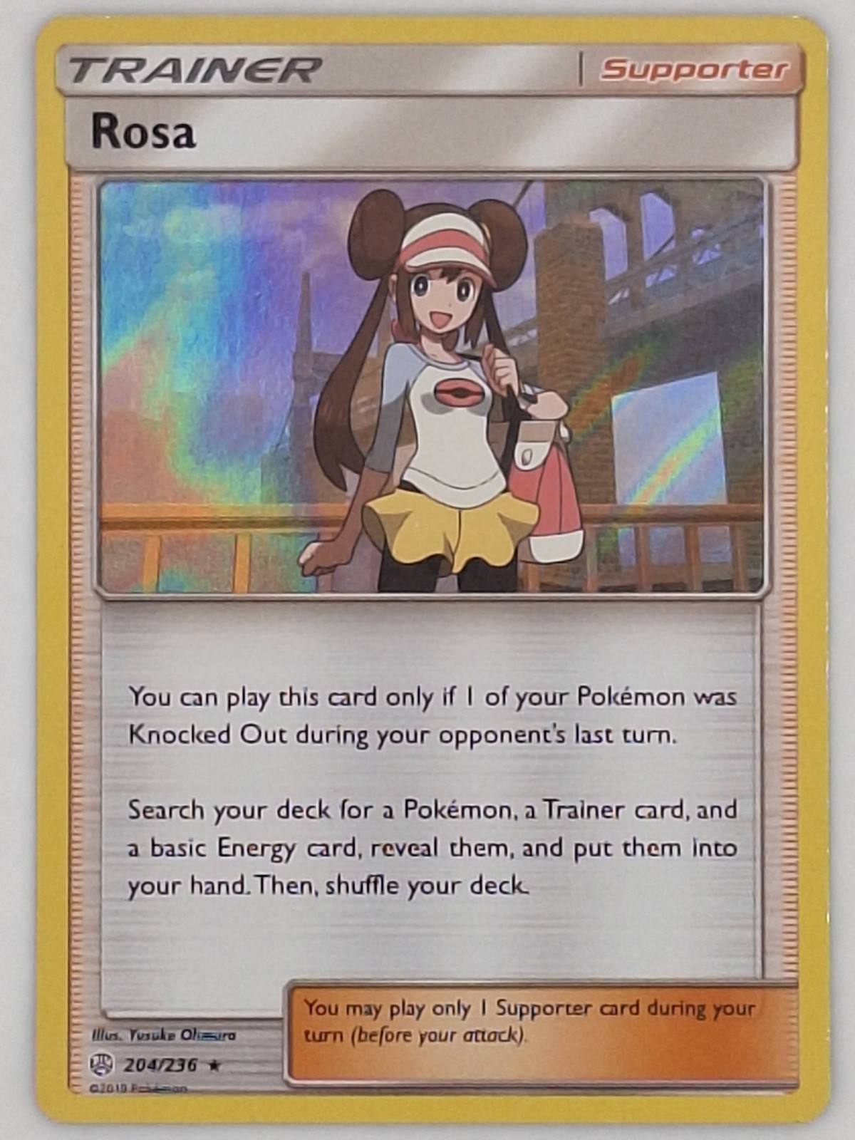 Rosa 204/236 Pokemon - Sun & Moon Cosmic Eclipse MP