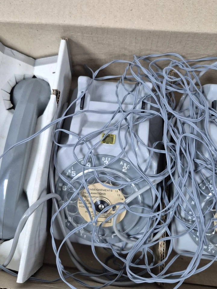 Jouet Ancien Téléphone Fixe Filaire (Non Testé) - Photo 3/4