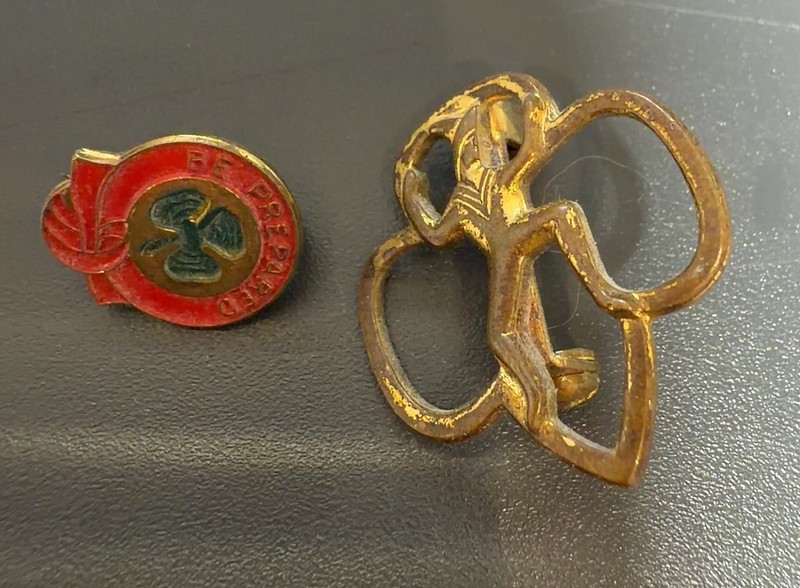 VINTAGE GIRL SCOUTS Lot Of 2 Pins Enamel Be Prepared Trefoil Badge