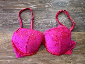 Victoria's Secret Lot of 5 Sexy Bras 32D: Push Up without Padding Lace Bling