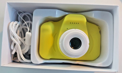 GlobalCrown Kinder Kamera,Mini wiederaufladbare Mädchen Digitalkamera Video 32GB