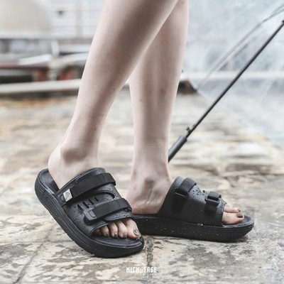 SUICOKE URICH OG-INJ-01 Black Slides Sandals Slippers