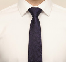 NWOT Textured Blue  Navy Silk Neck Tie Italy 2.5W Skinny