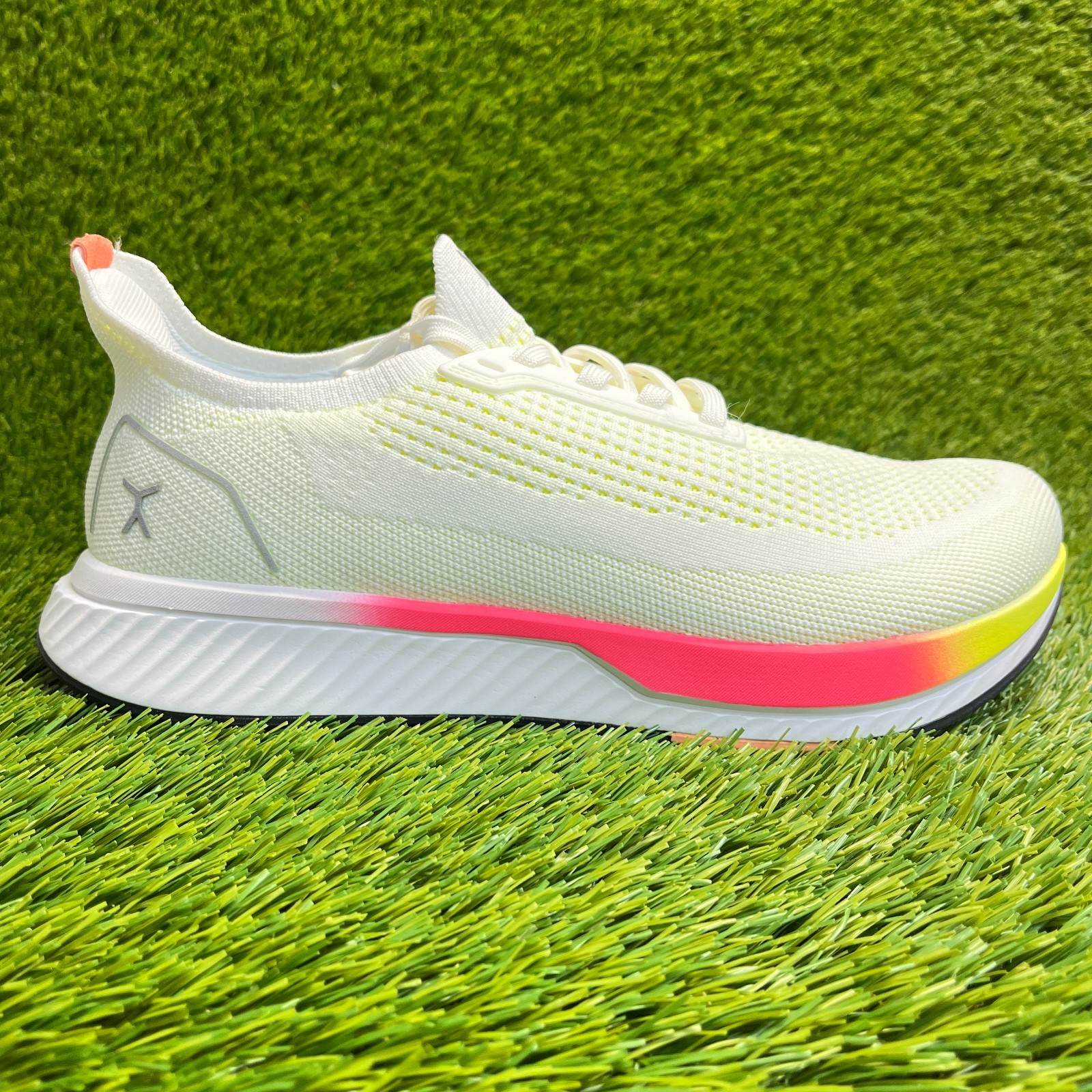 Flux Adapt Runner White Neon Mens Size 9.5 Womens Size 11 Athletic Knit Shoes