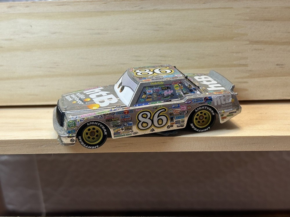 Disney/Pixar Cars 3 Silver Collection CHICK HICKS #86 Diecast Car 1:55 htB