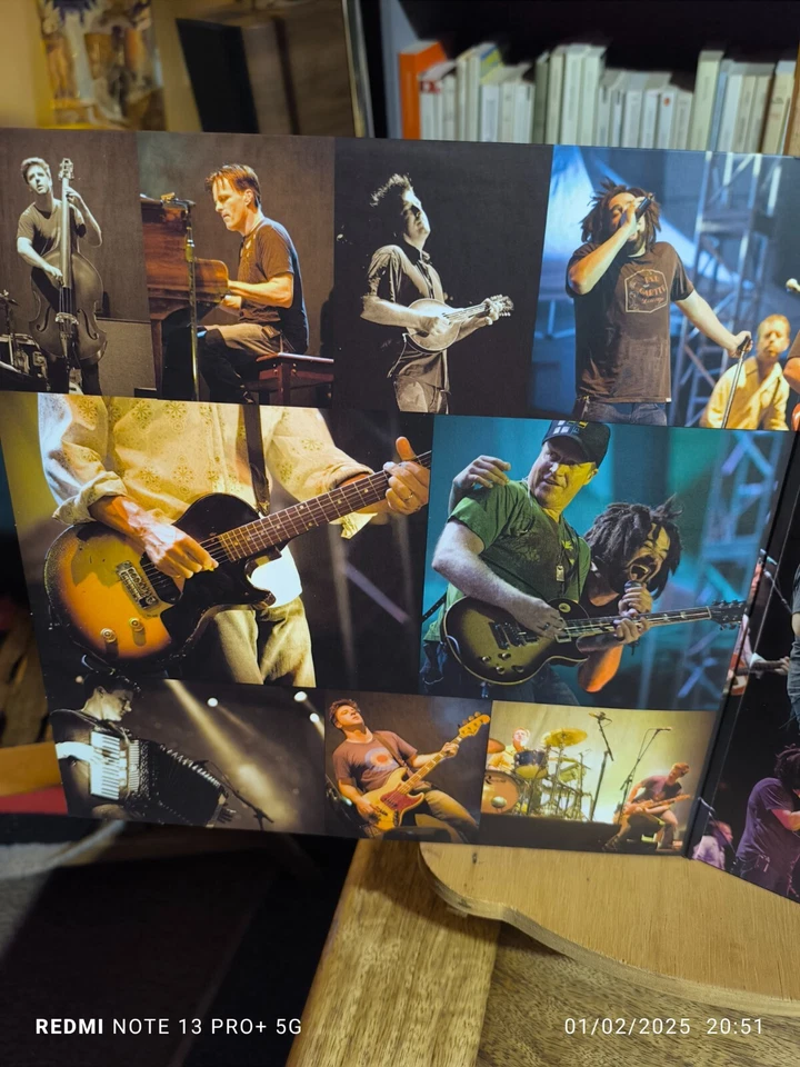 COUNTING CROWS" AUGUST AND EVERYTHING AFTER-LIVE AT TOWN HALL" - REF RCV075LP - Photo 4/4