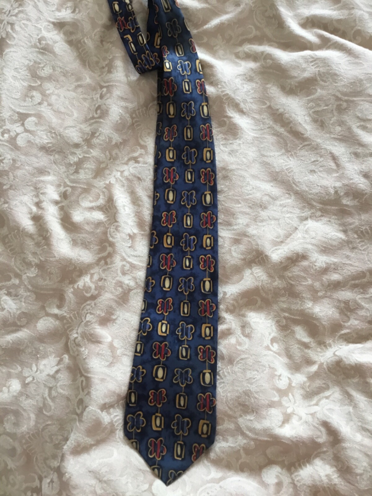 Picture 1 of 3