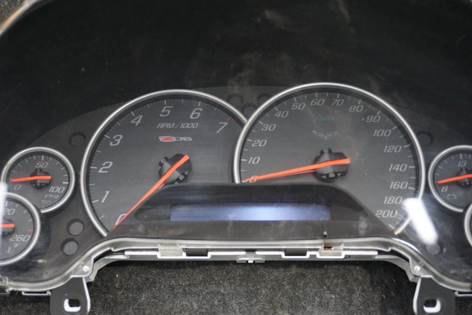Cuadro de instrumentos velocímetro OEM 25802192 Chevrolet Corvette C6 06-08 Foto 3 de 4