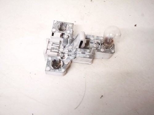 Lampenträger Rücklicht Rückleuchte innen Heckklappe  BMW 3-Se DE1283465-85