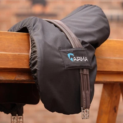 Shires ARMA wasserdichte Fleece gefütterte Satteldecke - schwarz