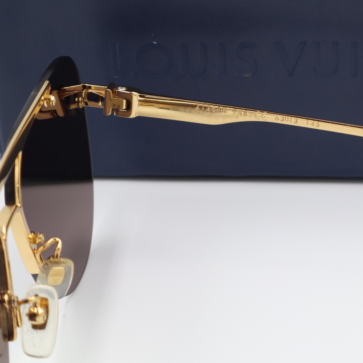 Louis Vuitton LV Ash Sunglasses Z1261E Gold Black Square Pilot