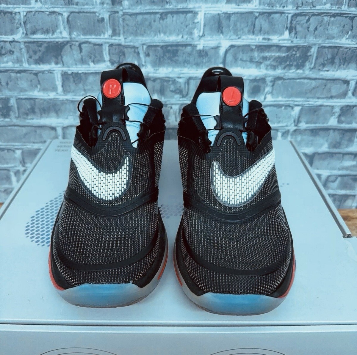 Nike Adapt BB Black with Charging Pad - Autolacing technology - Like new + box Nike Launches Adapt BB, a Self-Lacing Performance Basketball  main image 3