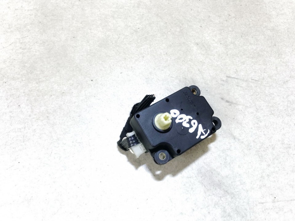 Volvo V70 2002 Heater Vent Flap Control Actuator Engine 75622d, 070 #1127793-17