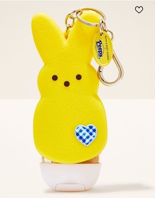 バスアンドボディワークス peepsキーホルダーとハンドサニタイザー Bath & Body Works Easter Peeps Pocketbac Hand Sanitizer Holder w