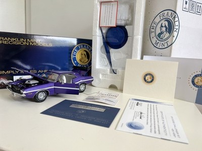 Franklin Mint 1970 Dodge Challenger R/T Hemi Plum Crazy 1:24 OVP MIT ZERTIFIKAT