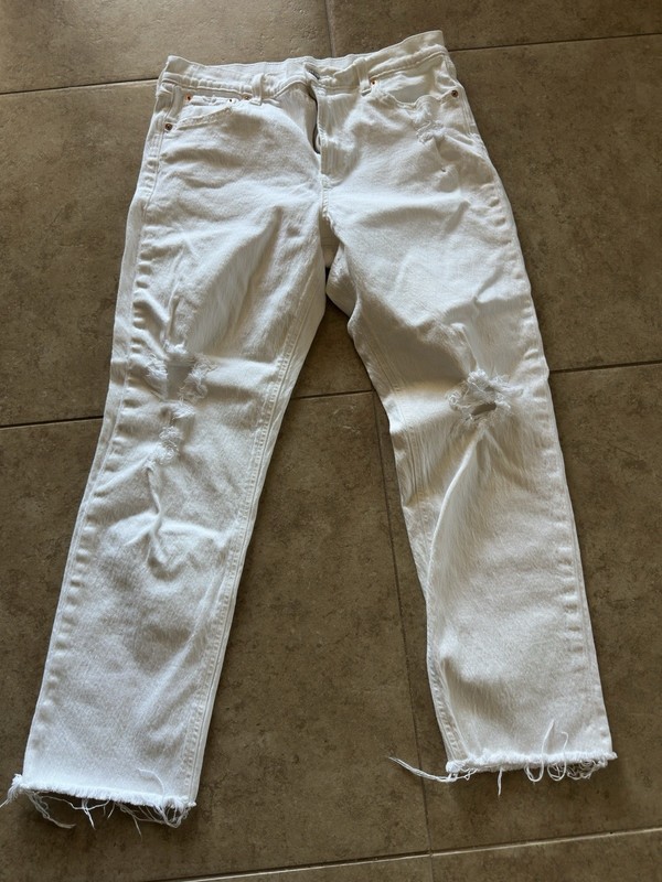 Gap Jeans Women Cheeky Straight High Rise White Distressed 31/12R - EUC