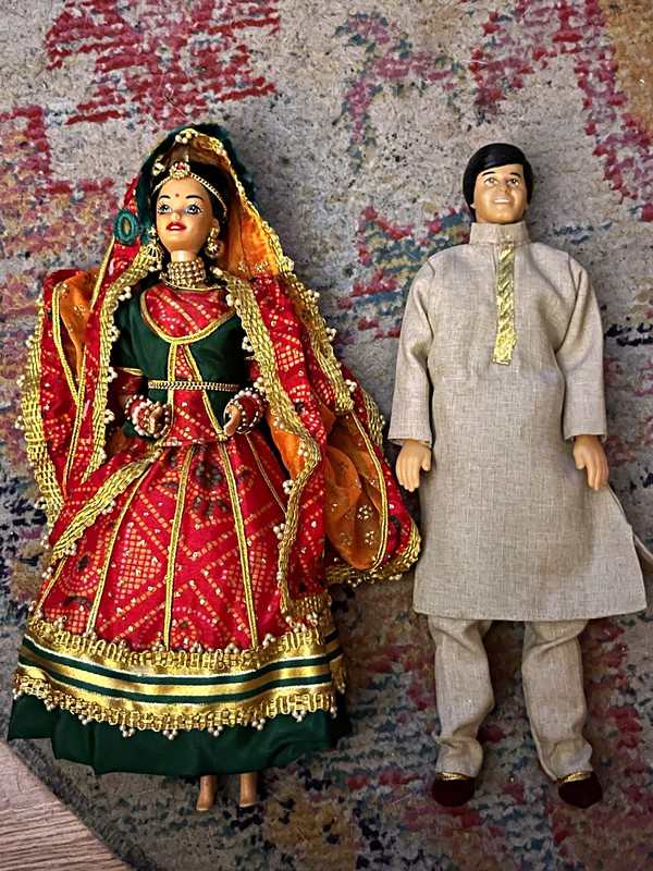 Traditional Indian Bride & Groom Fashion Dolls Lot of 2 Cultural Costume Set