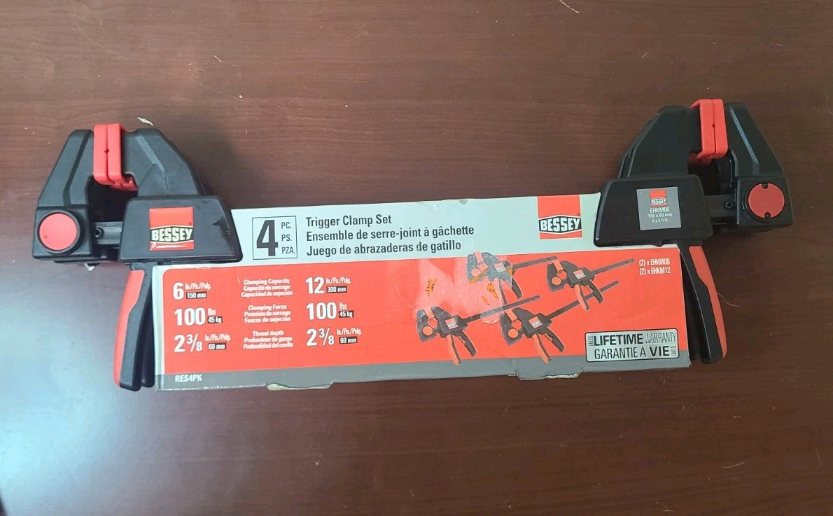 BESSEY Trigger Clamp Set Containing 2 Each of EHKM06 and EHKM12 (4-Piece)