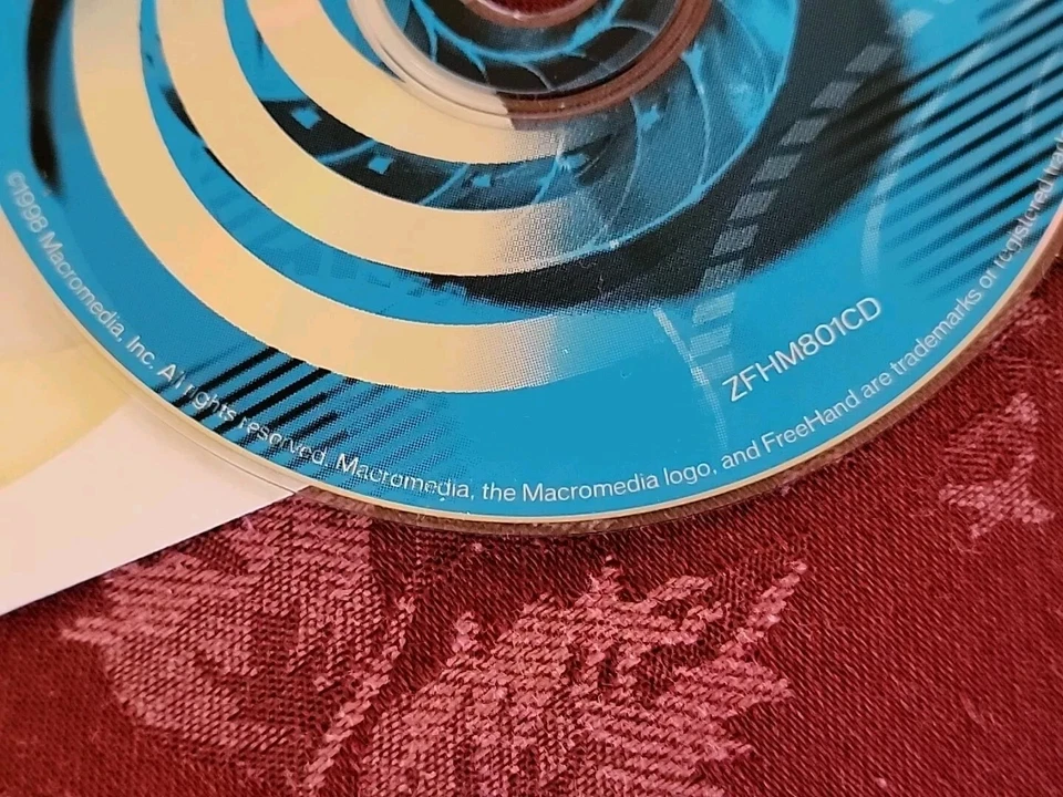 Vintage Macromedia Freehand 8.0.1. version CD-1999 - Image 3 of 4