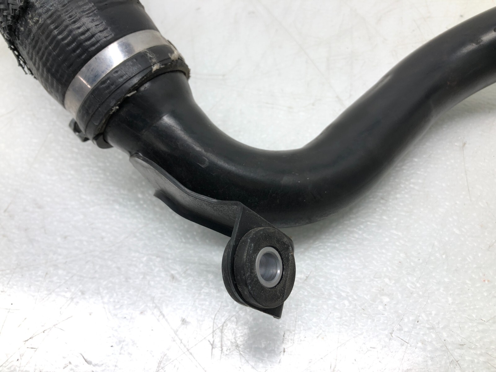 2017-2020 MASERATI LEVANTE LEFT TURBO INTERCOOLER AIR INTAKE HOSE PIPE OEM.