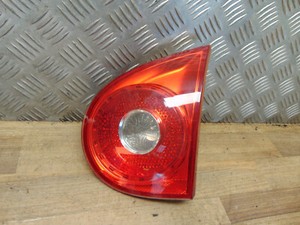 VW Golf 5 1K Rücklicht Rückleuchte Bremslicht hinten rechts innen 1K6945094G