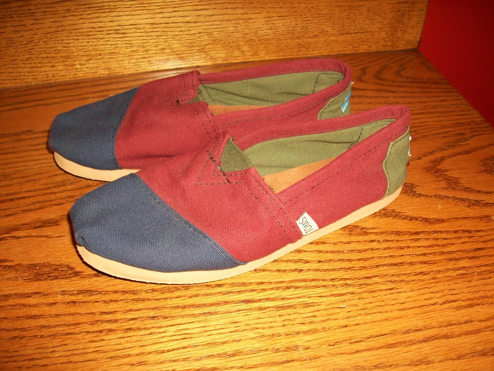 Toms Multi colored Canvas Classics flat shoes rou… - image 3