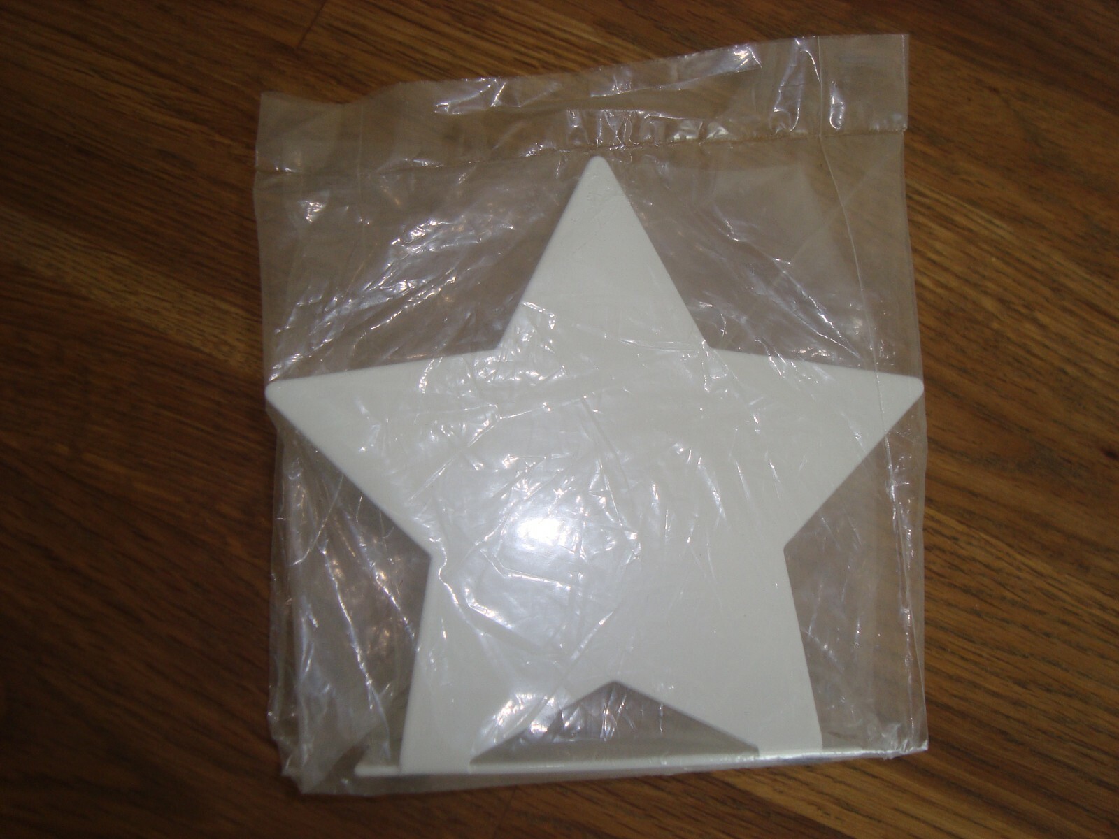 IKEA Napkins Holders Ikea Napkin Holder Gold White Star Red Heart Black