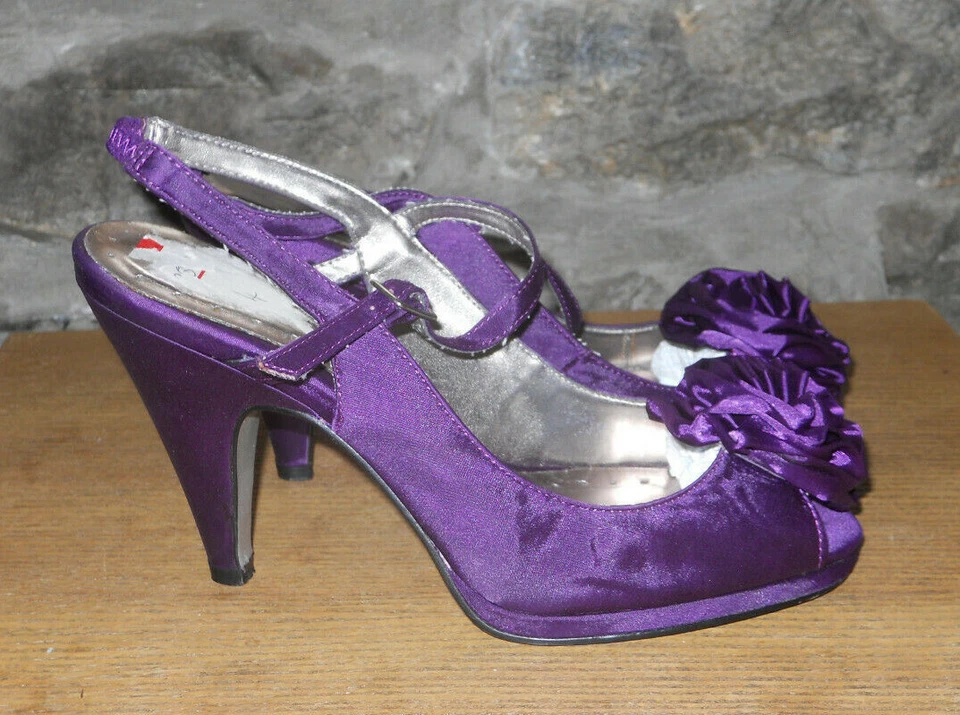 Dorothy Perkins Purple satin Peep toe Strappy Heels Size 4 - Wedding / Evening - Image 2 of 4