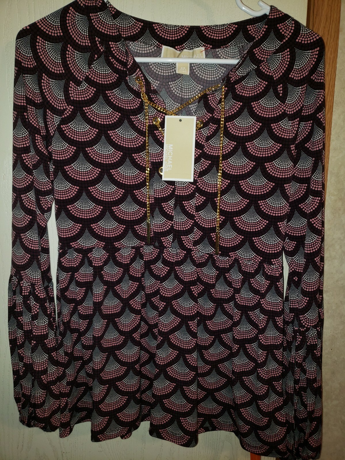 Picture 2 of 6