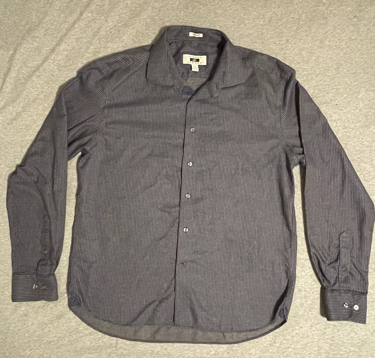 Joseph Abboud Non-Iron Mens Shirt Size XL Classic Fit in Blue- Gray  Comfortable