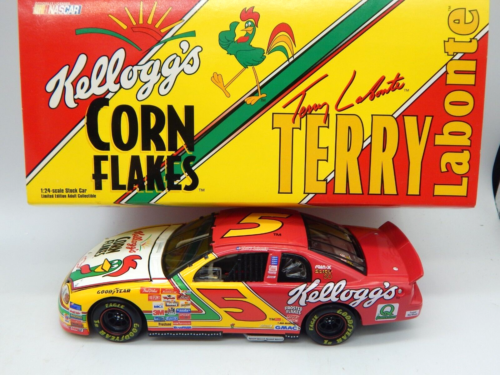 1999 CHEVY MONTE CARLO # 5 TERRY LABONTE KELLOGG'S 1/24 BANK ACTION  - Picture 1 of 11