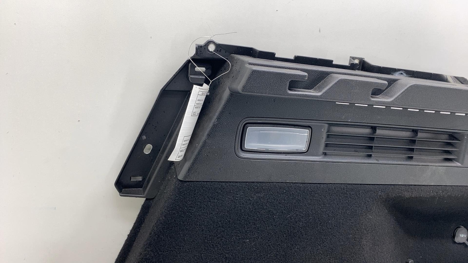 ⭕ 17-20 Maserati Levante Rear Right Trunk Quarter Trim Cover Panel 06700983800