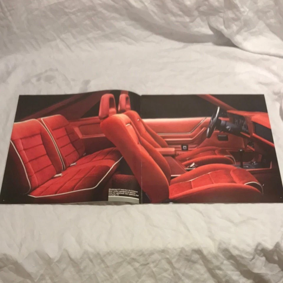 1986 Ford Mustang sales brochure - Image 4 of 4
