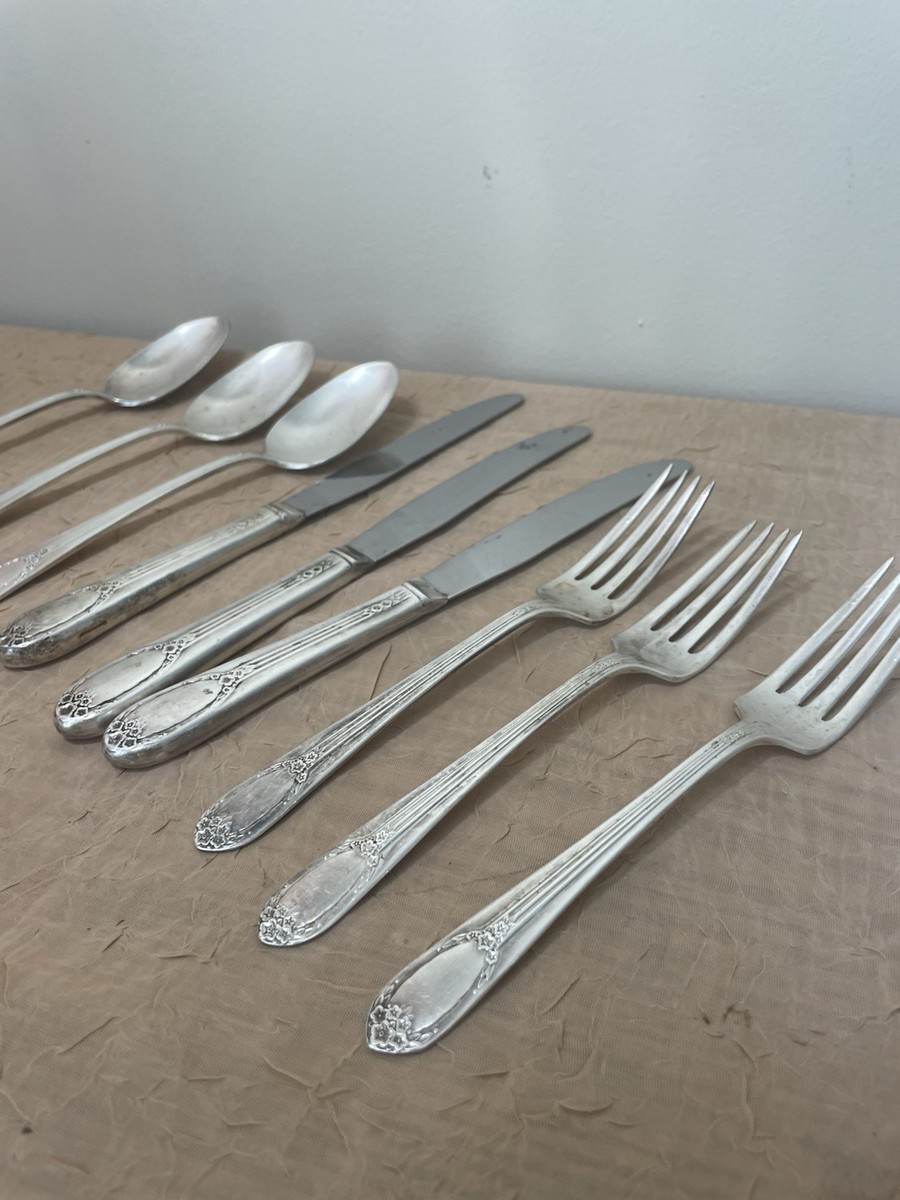Vintage Rogers & Bro. IS Reinforced Plate Silverware 3 spoons, 3