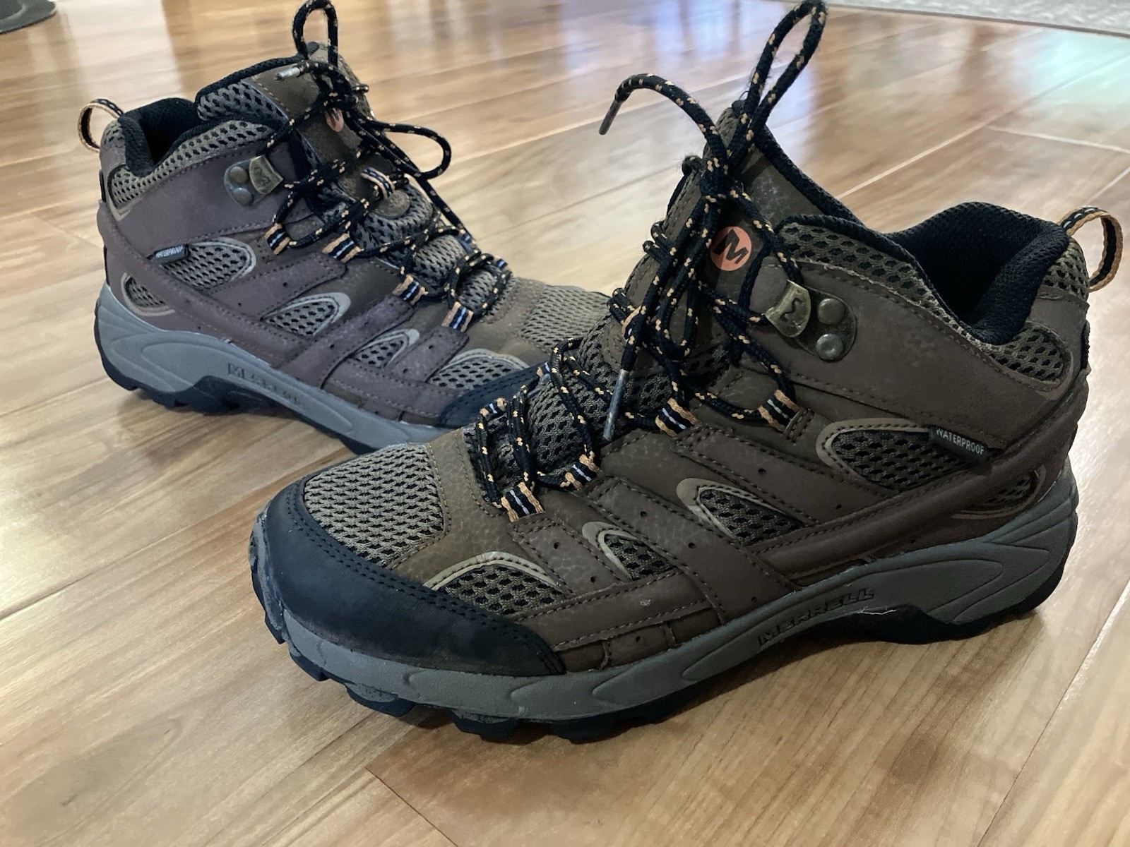 Stivali da trekking Merrell giovani taglia Scarpe da esterno impermeabili 5 5 Moab 2 marrone medio