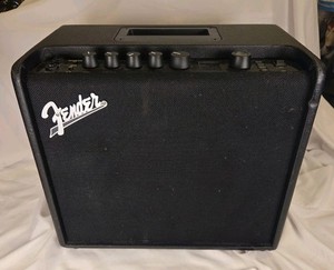Fender Mustang Lt25 | eBay