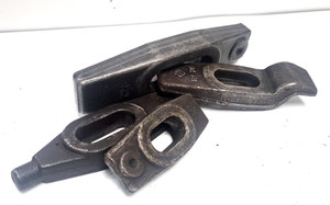 ASSORTED LOT OF STRAP DOWN CLAMPS NO.54, NO.903, NO.931, NO. 76 ***LOT OF 4***