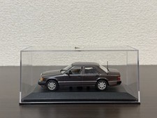 MINICHAMPS 1/43  Mercedes-Benz 400E V8 Limousine 1992 W124 E-Class 335513