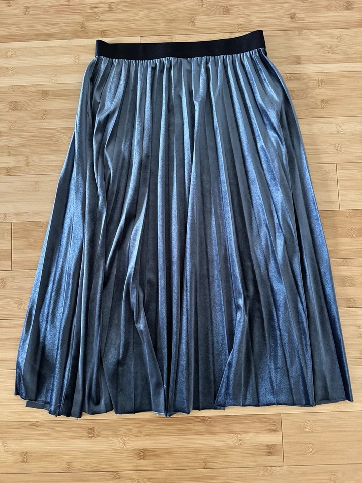 ¡Nuevo! Falda midi plisada de terciopelo azul Max Studio mediana Foto 4 de 4