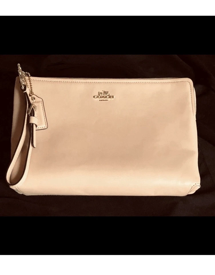 ¡AUTÉNTICO BOLSO DE MANO COACH MADISON GRANDE EN ORO CLARO/PÉTALO ROSA! Precio de venta sugerido por el fabricante $168! Foto 2 de 4