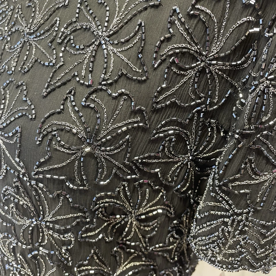 Blusa de festa Papell Boutique Glam anos 80 preta seda floral frisada tamanho G nova com etiquetas - Imagem 4 de 4