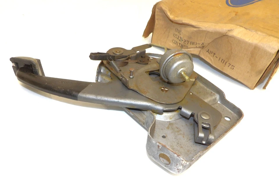 1973-1977 Ford Galaxie 500 LTD Monterey Marquis НОВАЯ ИЗ СТАРЫХ ЗАПАСОВ ПЕДАЛЬ УПРАВЛЕНИЯ СТОЯНОЧНЫМ ТОРМОЗОМ - Изображение 2 из 4