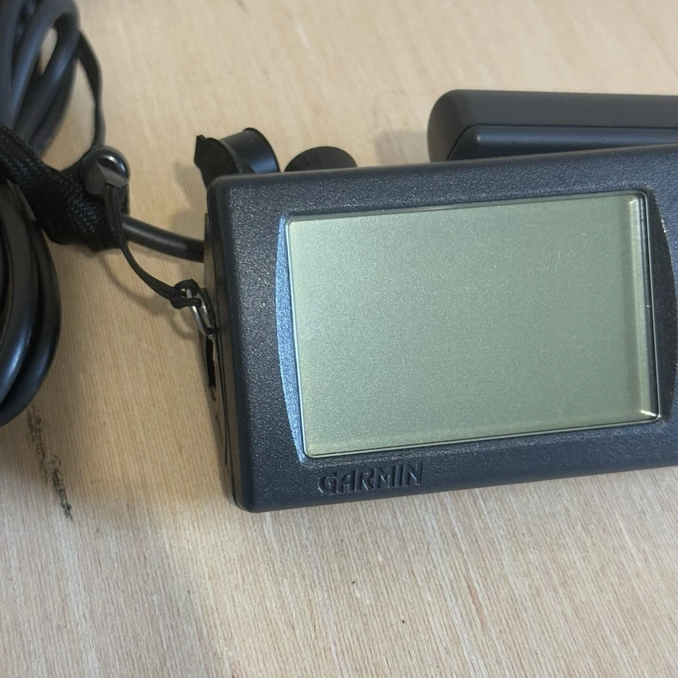 Garmin GPS III Plus Handheld GPS Hiking Outdoor Navigator “UNTESTED”Read Buy As - Image 2 of 4