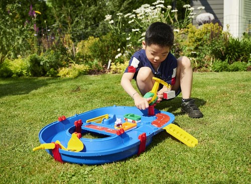 Aquaplay Starter Set, 21-Piece Water Table Set, Outdoor Garden Toy for Ages 3+ - Picture 8 of 10