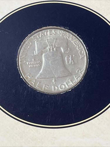 JUEGO DE MONEDAS Y SELLOS DE MEDIO DÓLAR DE PLATA FRANKLIN PROPONE EL GRAN COMPROMISO 1961P - Imagen 6 de 7