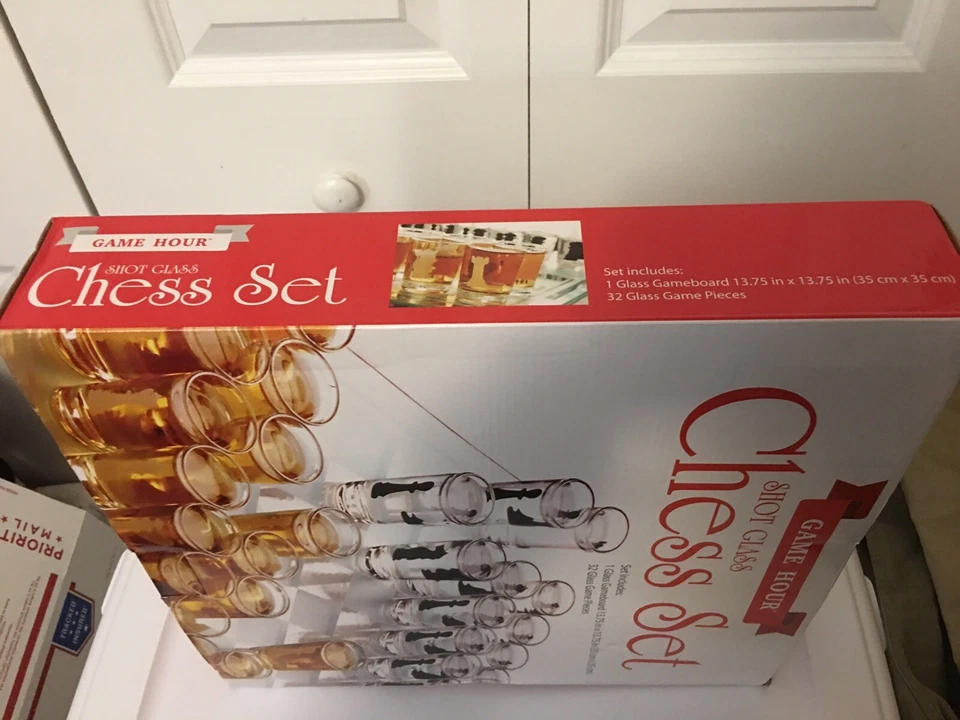 Nuevo Home Essentials Juego Hour Shot Glass Juego de ajedrez Juego de beber con vasos de chupito Foto 4 de 4