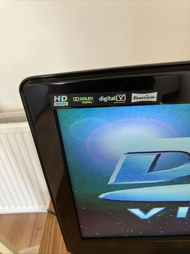 Bush BTVD91216B 22″ HD LCD TV/DVD Combo – Freeview, HDMI – No Remote - Image 2 of 4