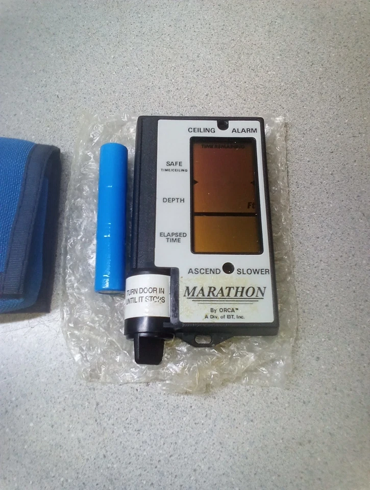 SkinnyDipper by Orca Vintage Scuba Computer w Case 1986 - Image 2 of 3