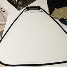 Lastolite Collapsible Portable Studio Reflector Black/Gold/White w/ Case