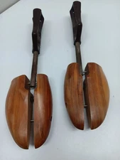 TRAVEL TREE SHOE KEEPERS Medium SZ 5